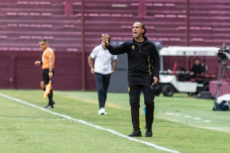 Acusan al Mono Navarro Montoya de una deuda millonaria en Tandil